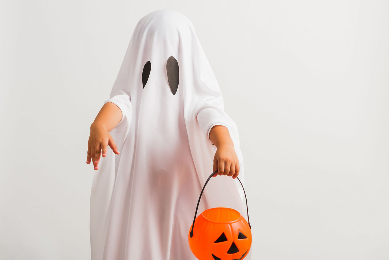 Child Dressed as Ghost Trick-or-Treating | Blog | Greystar